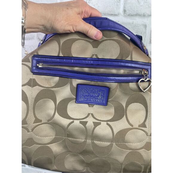 Coach Signature Stripe Hobo Bag F20064 Khaki/Blue Patent Leather Trim - Picture 11 of 16